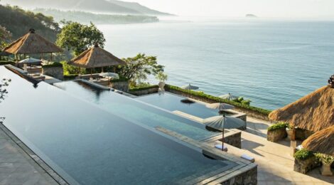 Infinity Pool Adalah Investasi Hunian Mewah: Kenali Keunggulan, Biaya, dan Proses Pembuatannya | JG-Pool Spesialis Kontraktor Kolam Renang Infinity